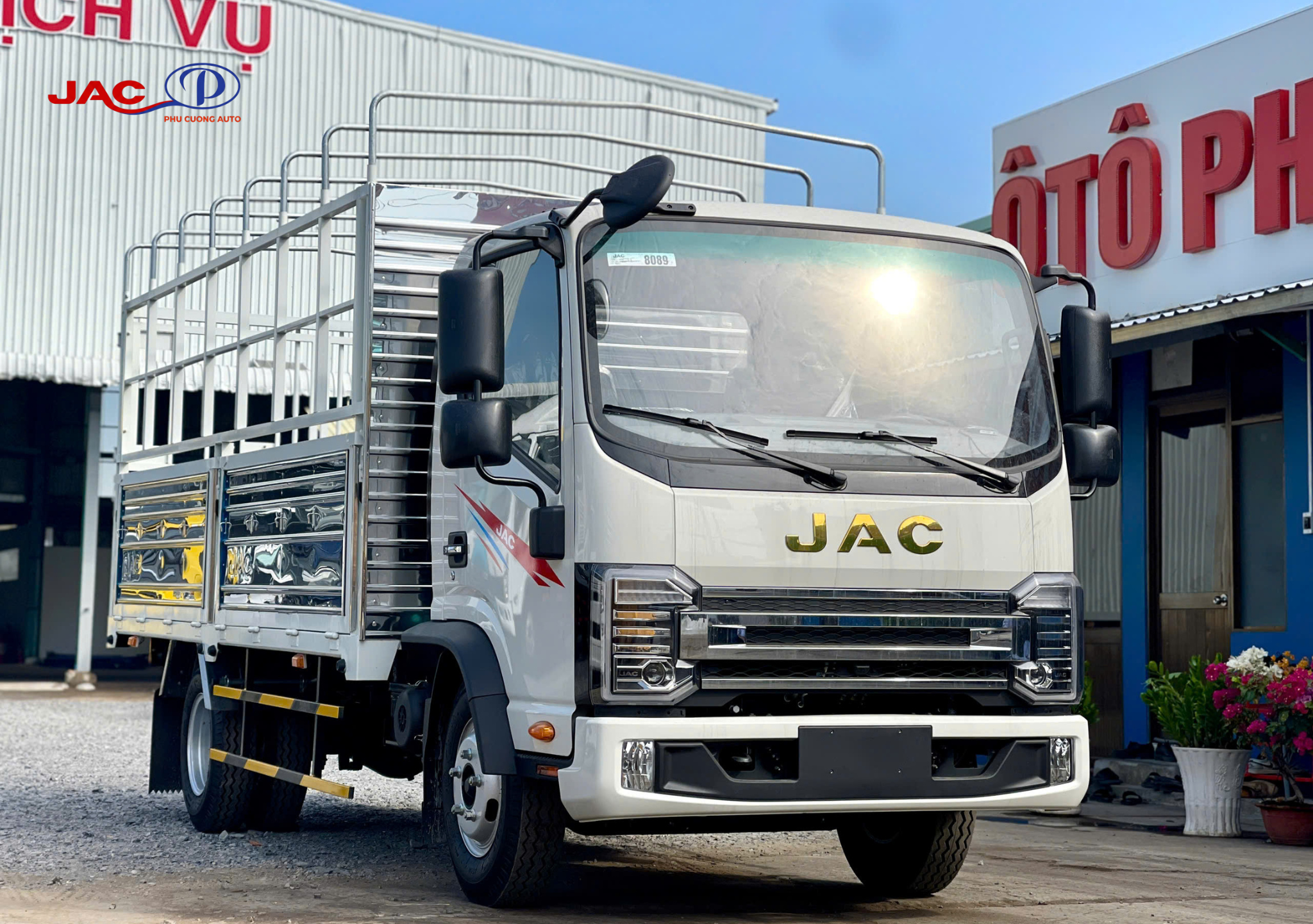 xe tải 2.25 tấn thùng bạt jac n250s e5 