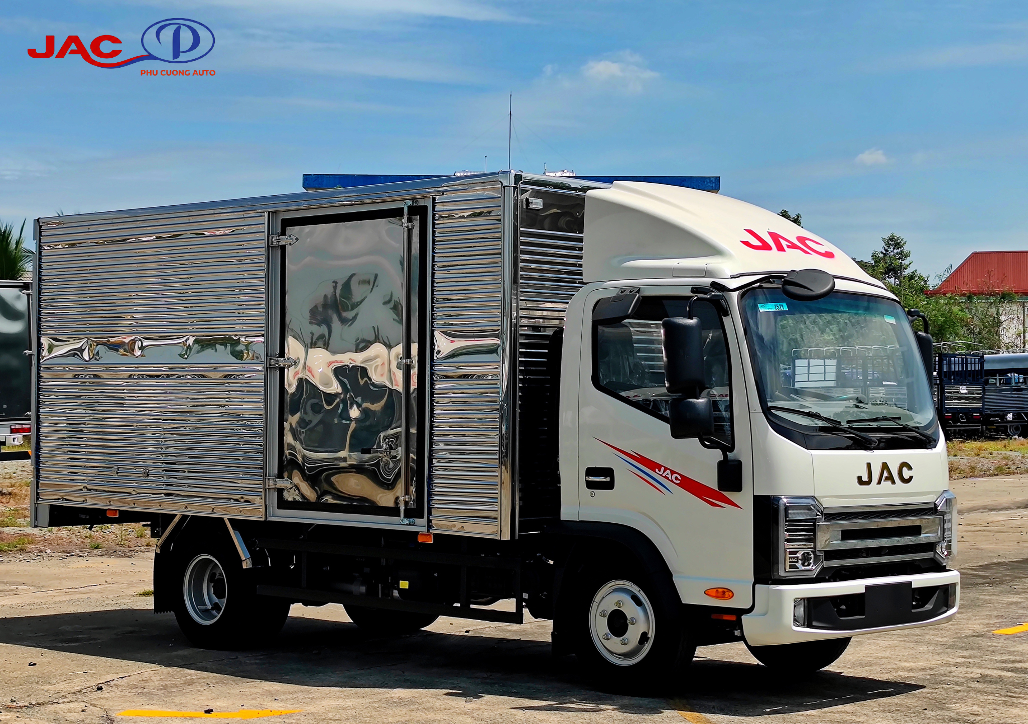 xe tải jac n250s pro e5 thùng kín 