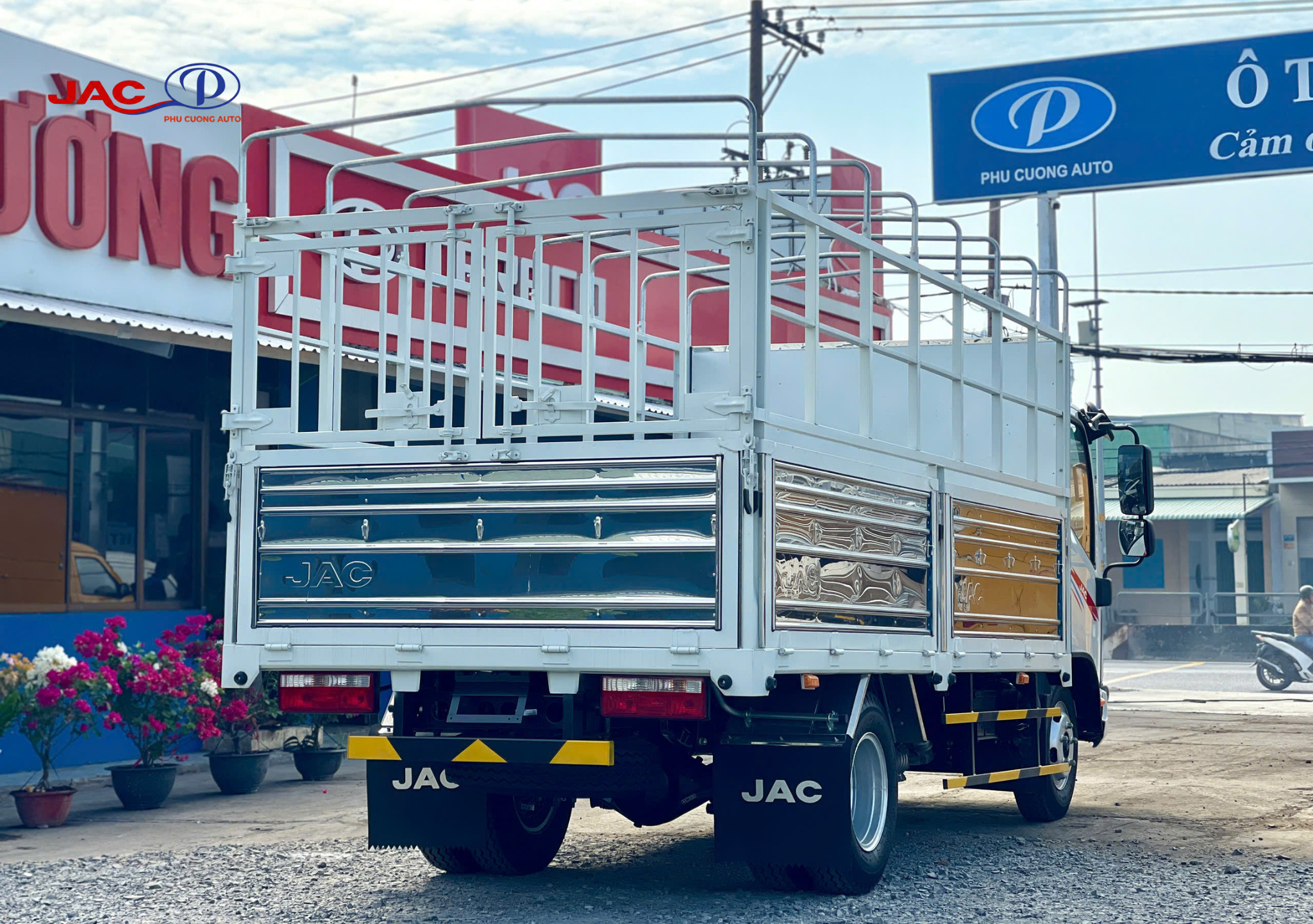 thùng hàng xe jac n250s e5 thùng bạt 