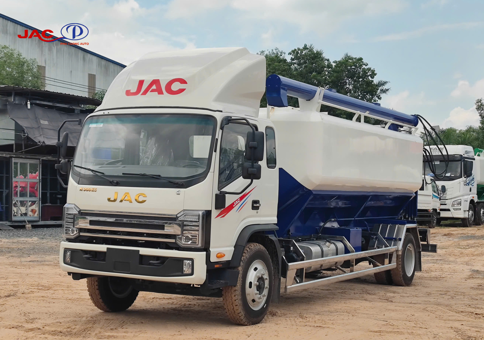 jac n900plus e5 bồn cám 