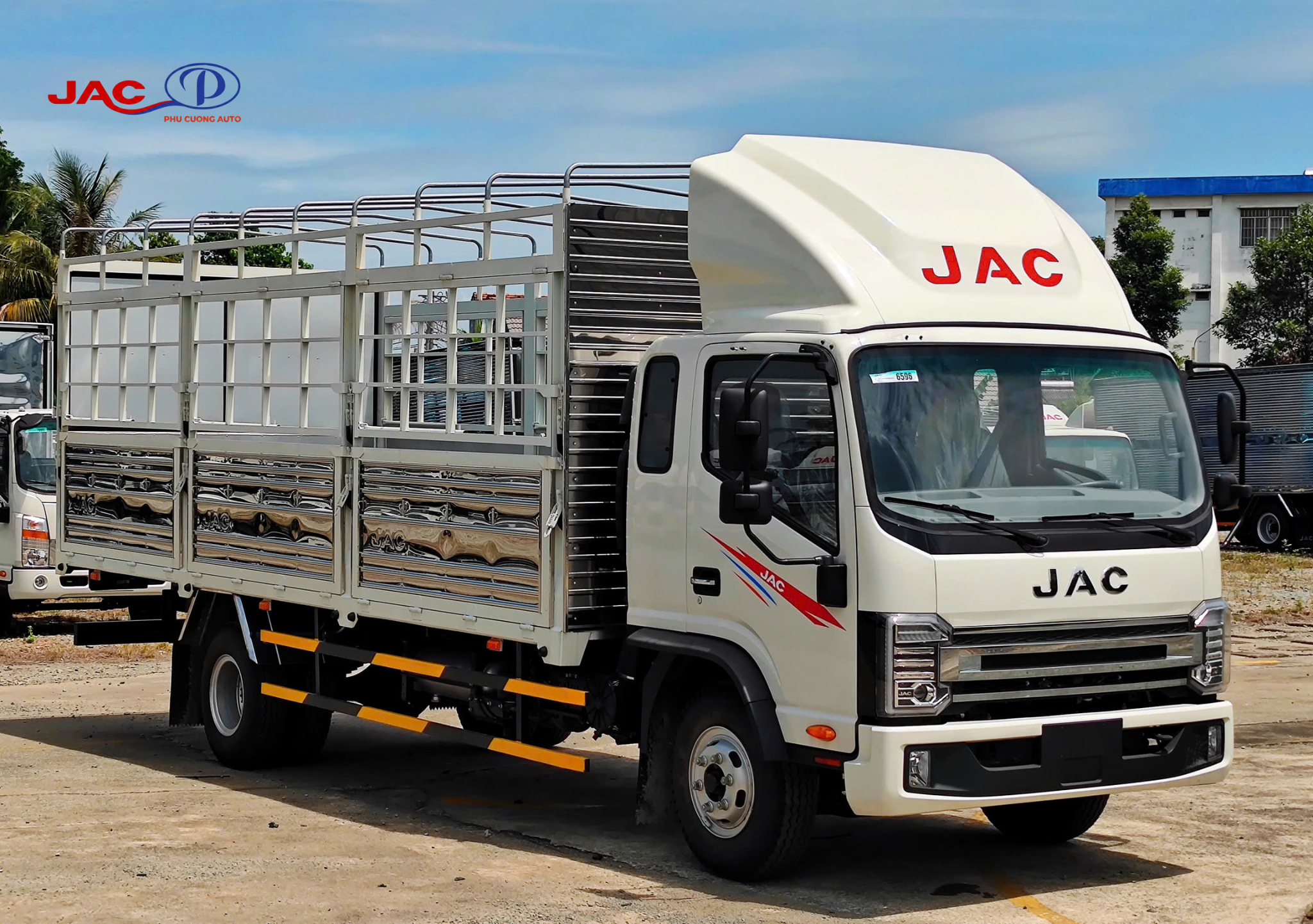 xe tải jac n750plus e5 thùng bạt tiêu chuẩn