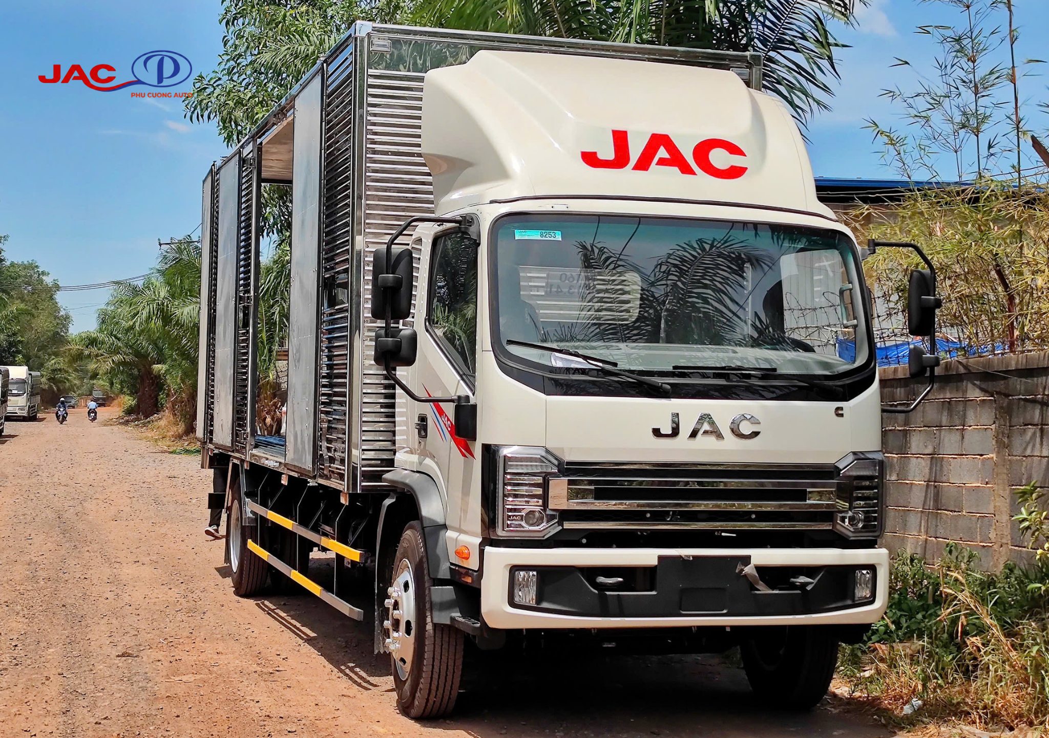 cabin xe jac n800plus e5 thùng kín 