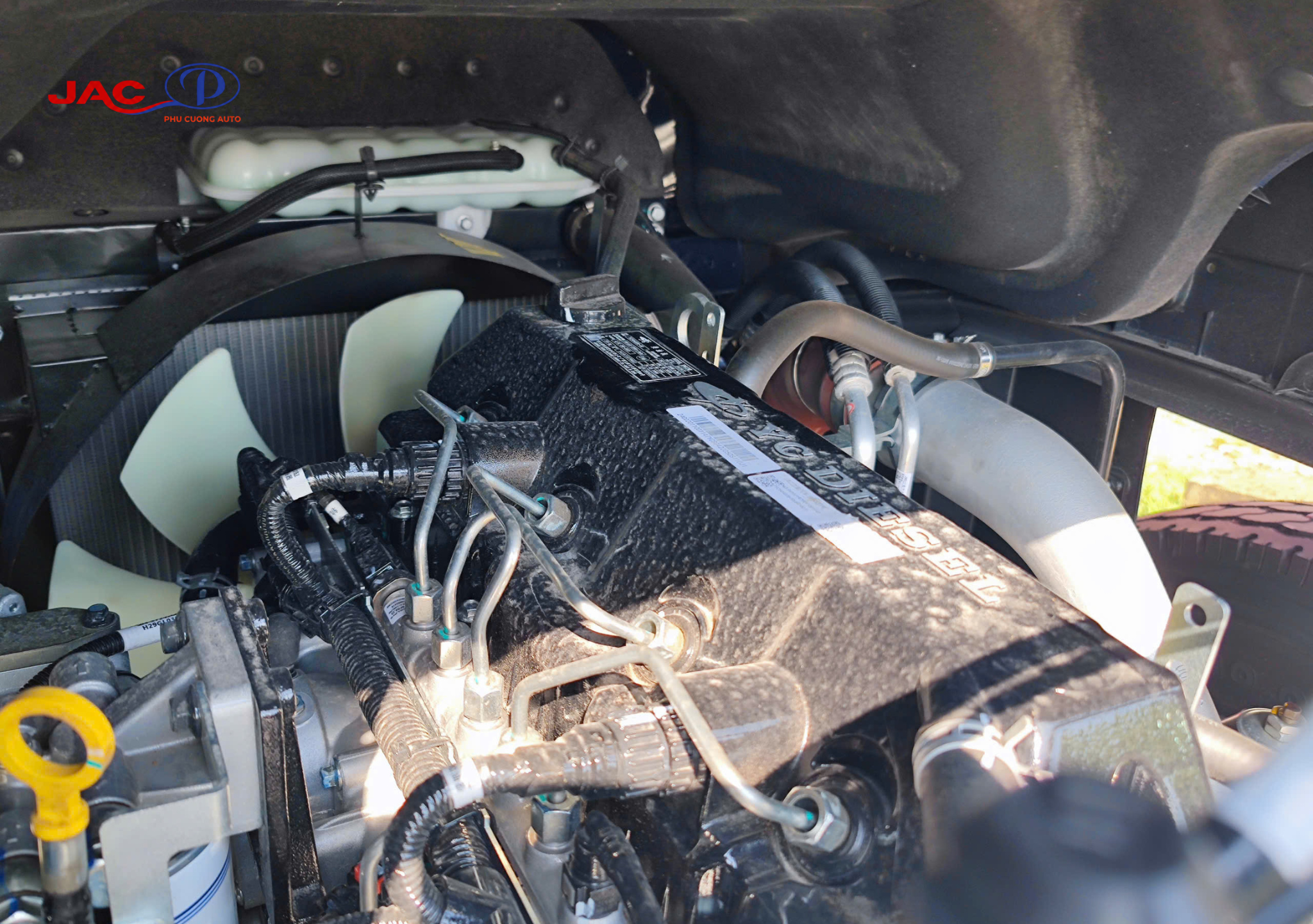 động cơ yuchai 4.3L xe dawos 