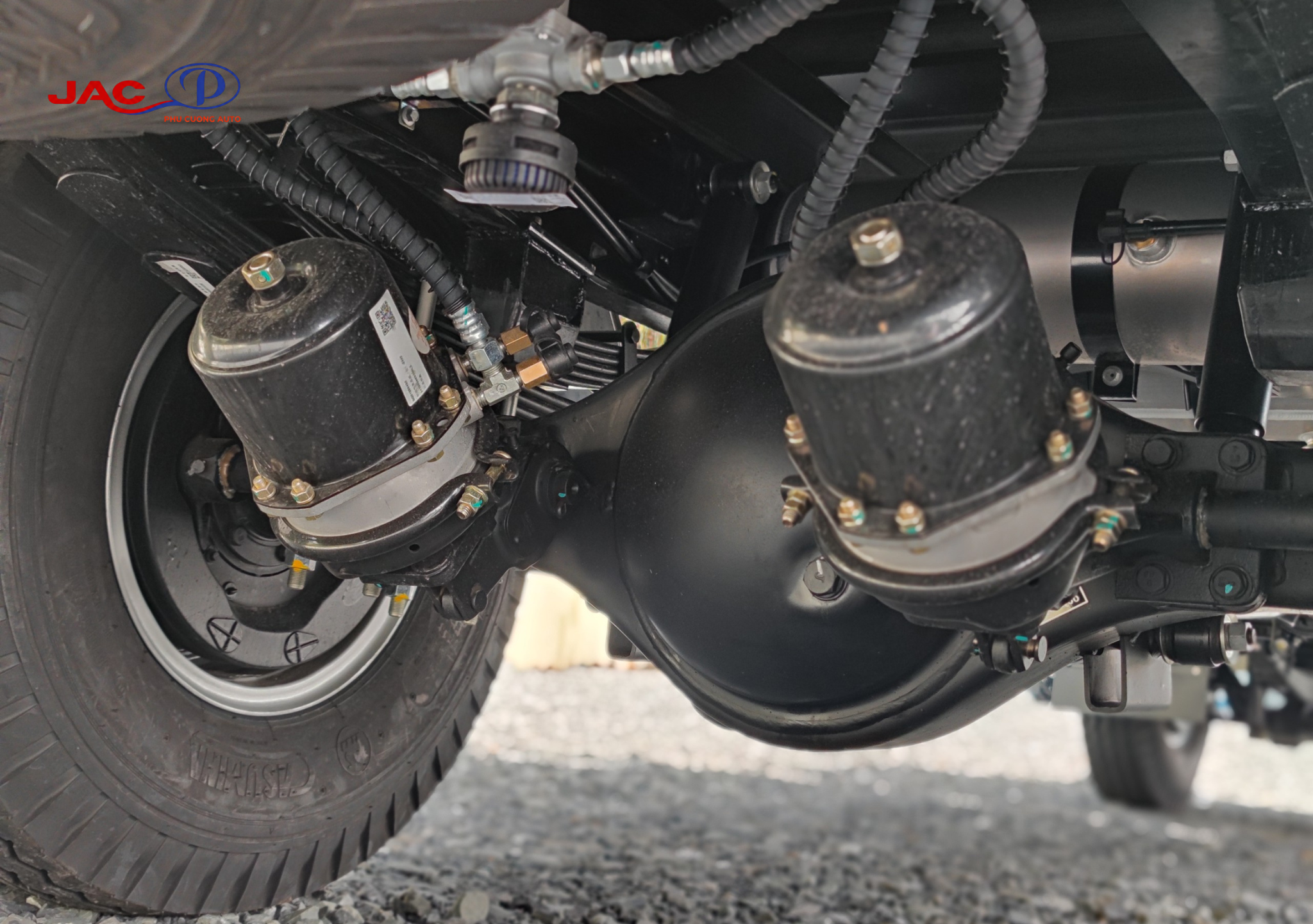 hệ thống phanh xe jac n650e5 thùng bạt