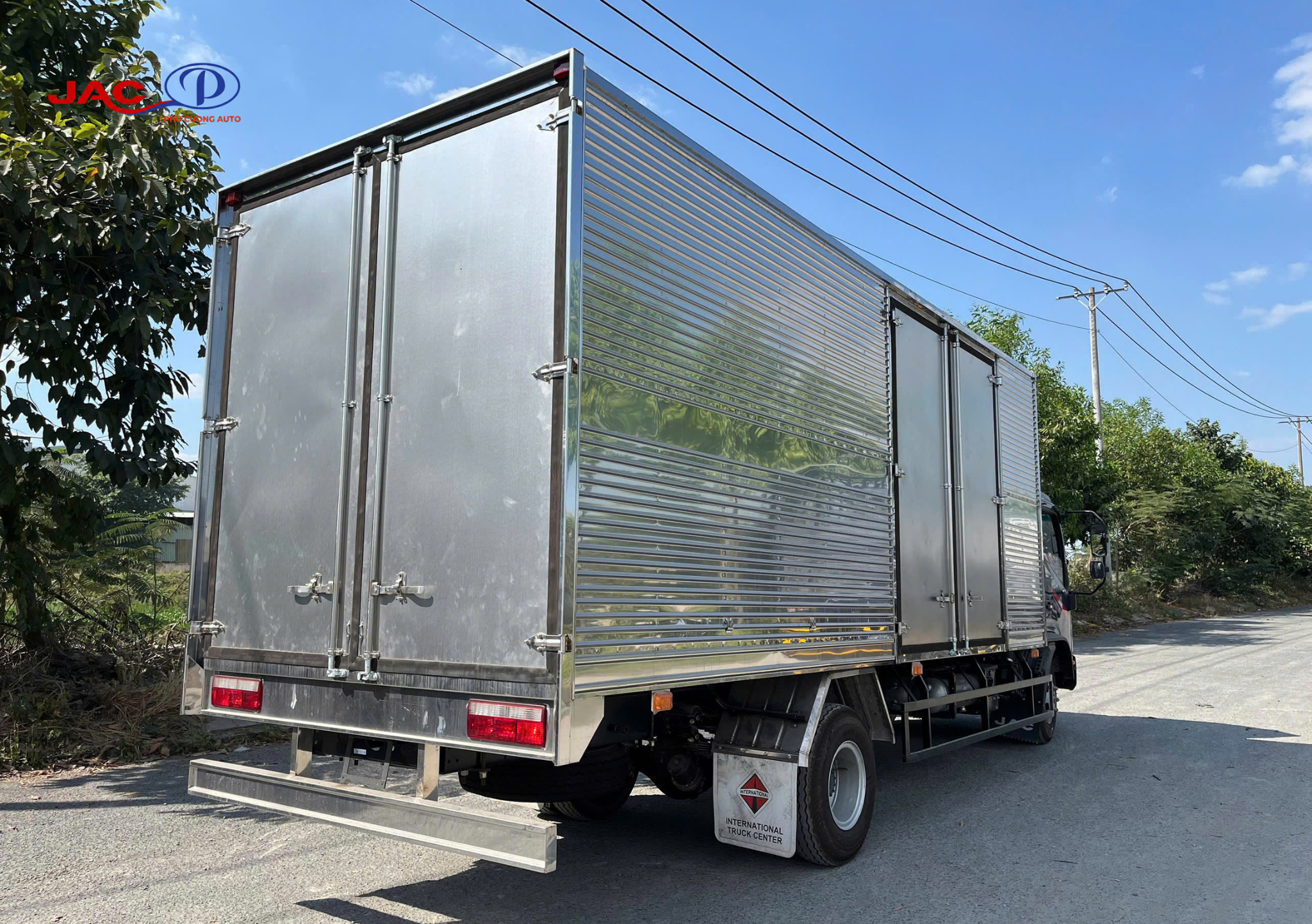 thùng hàng xe jac n750plus e5 thùng kín