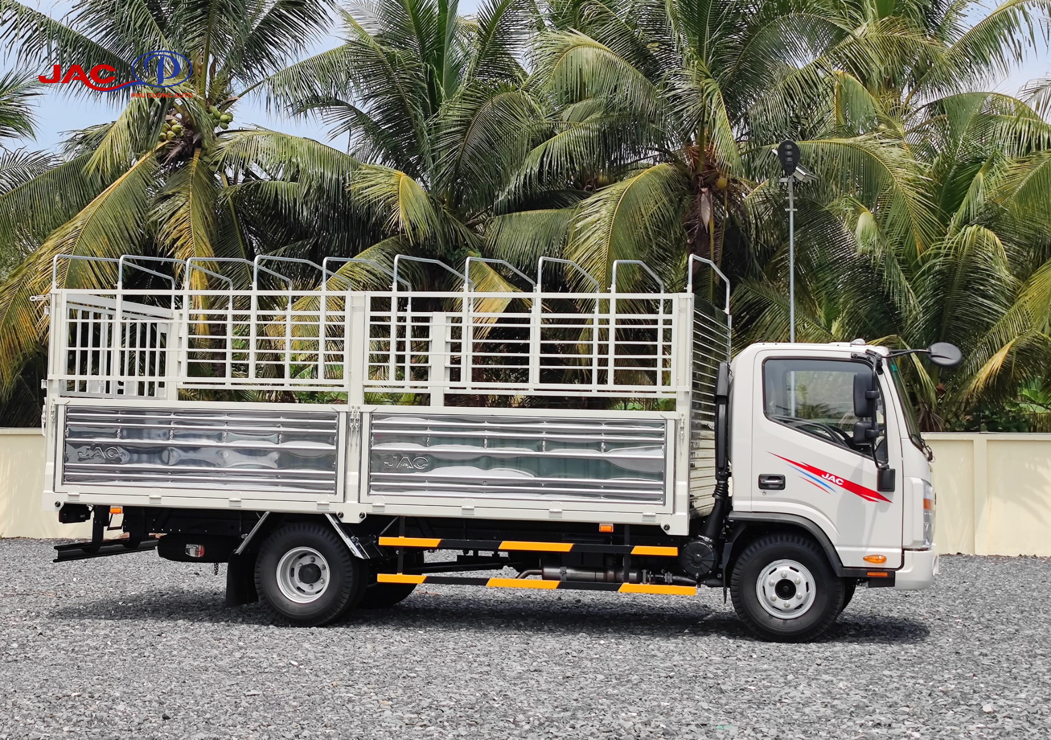 kích thước thùng xe jac n500 e5 thùng bạt