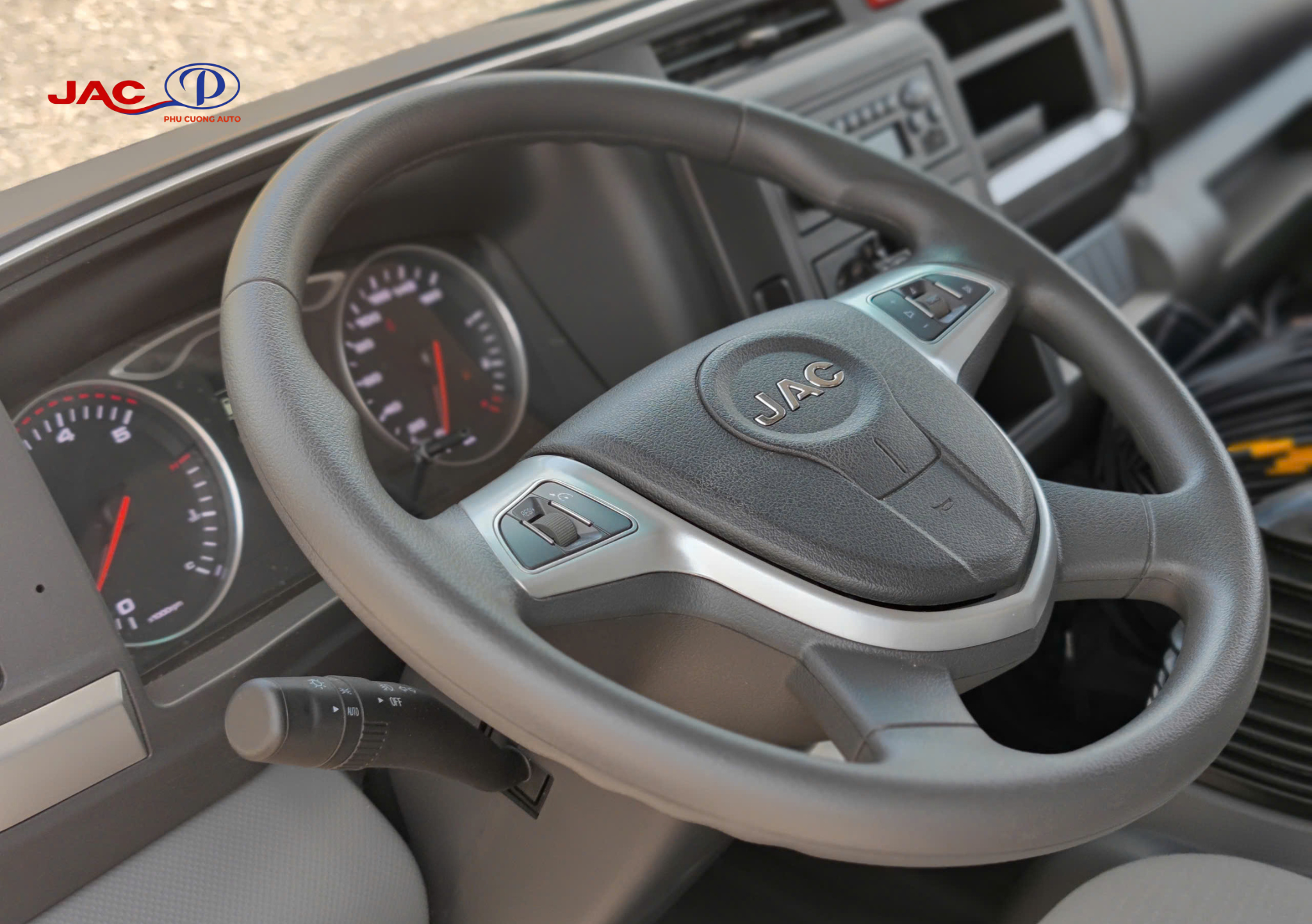 vô lăng xe jac n900plus e5 