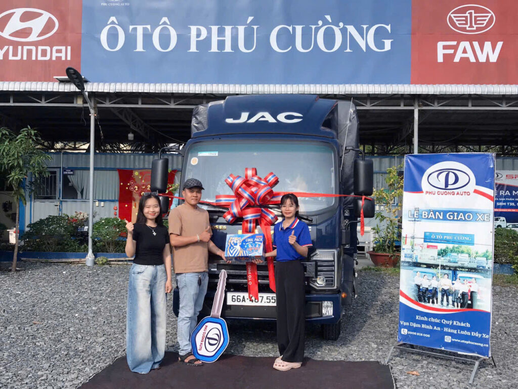 bàn giao jac n200s pro thùng bạt