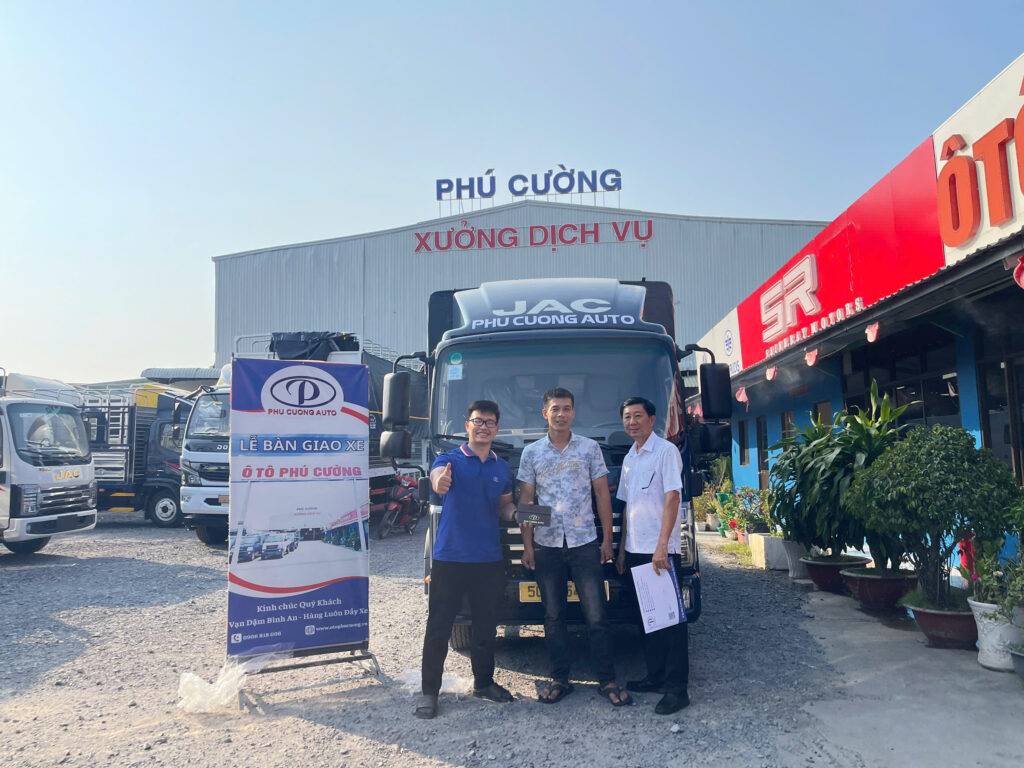 bàn giao xe jac n200s pro e5